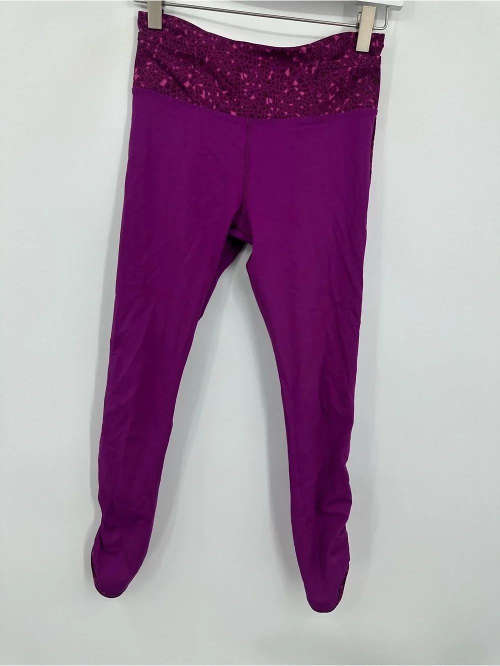 Lululemon Real Quick Purple Cropped Leggings Size 4 Gym Training